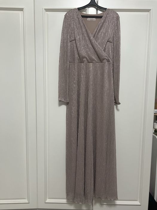 Продам платья