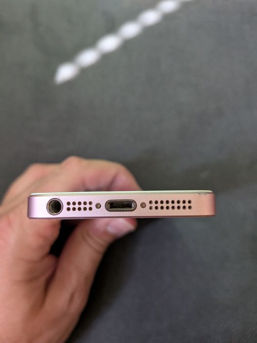 Apple iPhone SE 2/32