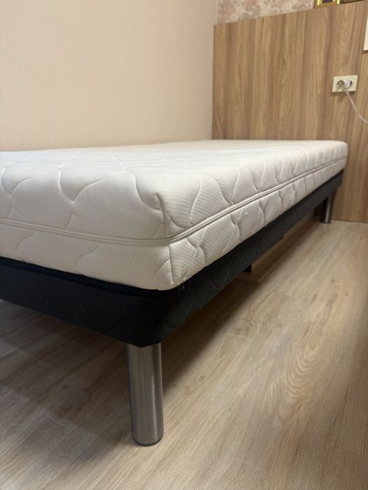 Единично легло и матрак от JUSK