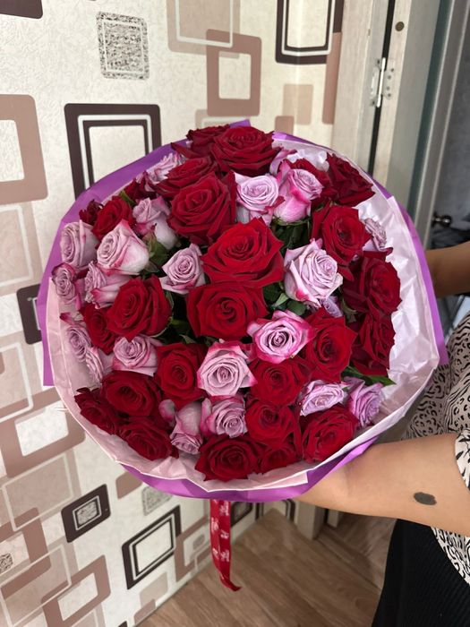 51 роза цветы срочно за 10 к