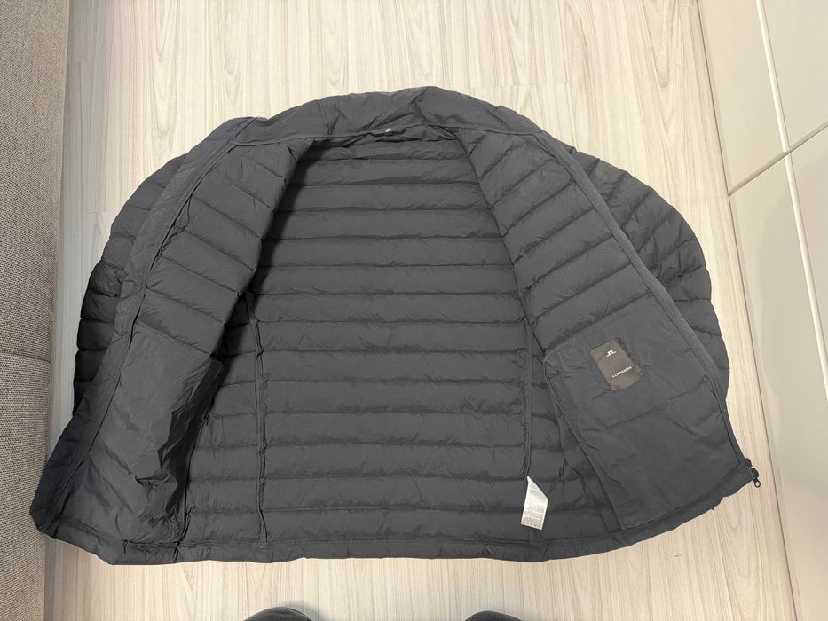 ''J.Lindeberg''оригинално мъжко пухено яке Л размер