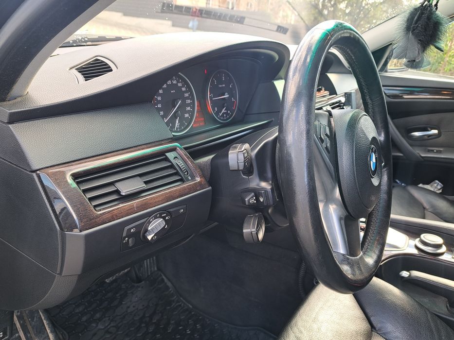 Vând  BMW 520,FACELIFT 2008