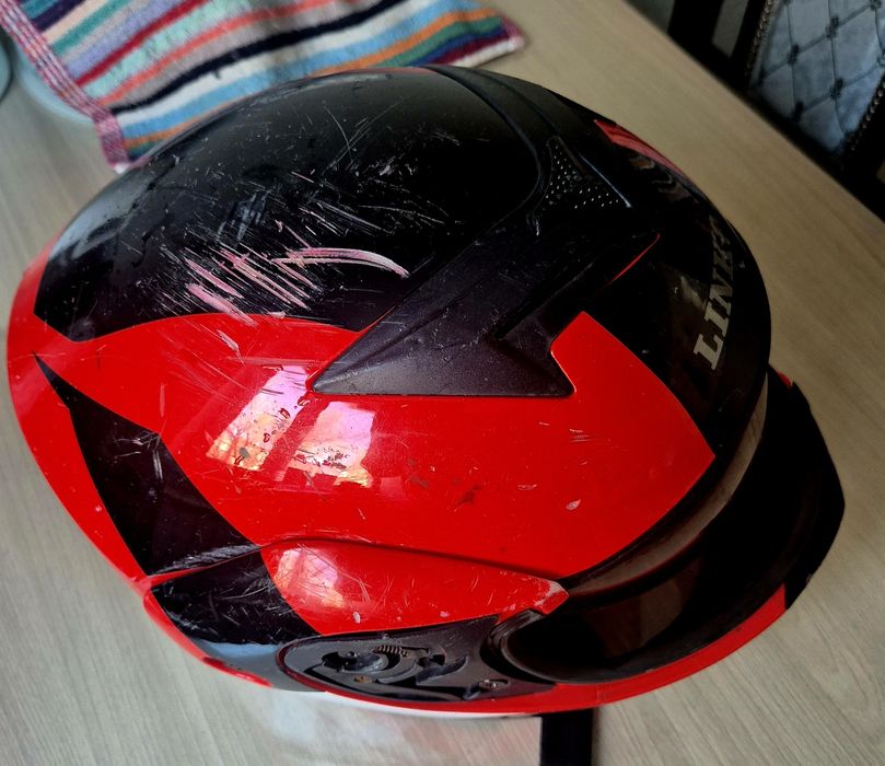 Продам шлем мотоциклетный