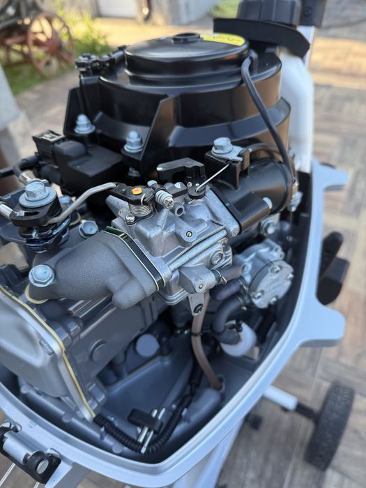 ЧИСТО НОВ! Двигател за лодка honda 6кс