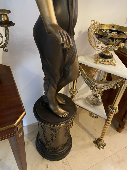 Statueta/lampadar/antimoniu