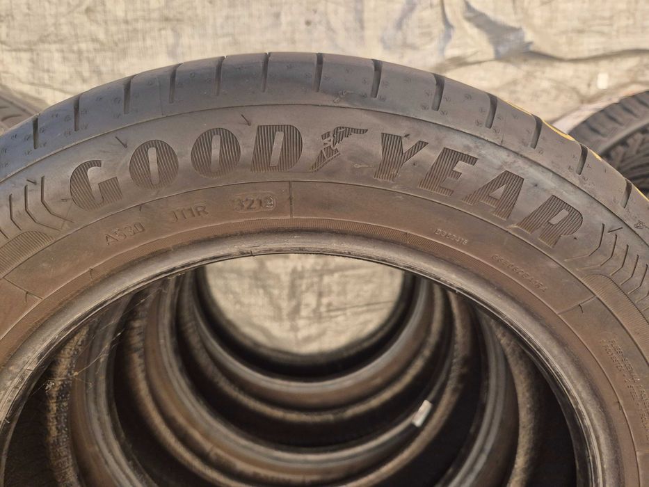 4 Anvelope de VARA - 165/65/15 81H - GoodYear Efficient Grip Performance - Stare F BUNA - DOT 2019 !