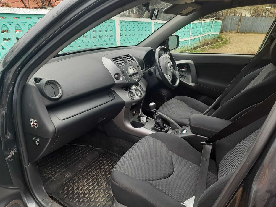 vand toyota rav4 2,2