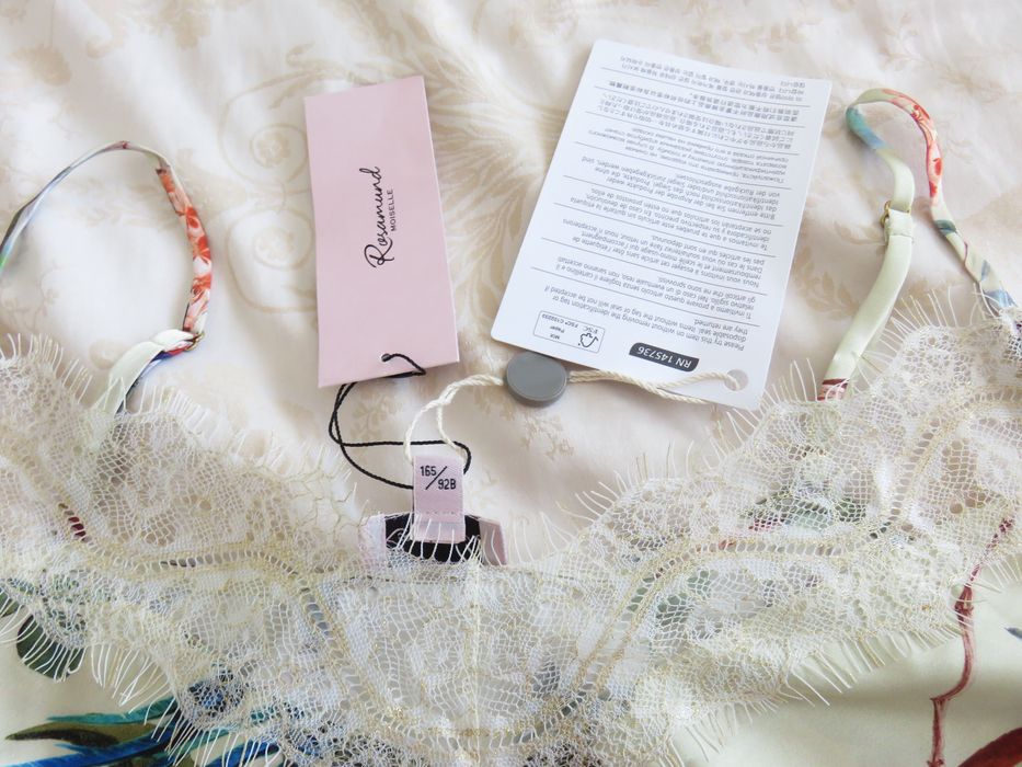 Дълга сатенена нощница, М, нова