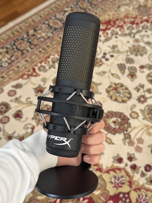 Микрофон HyperX Quadacast S RGB