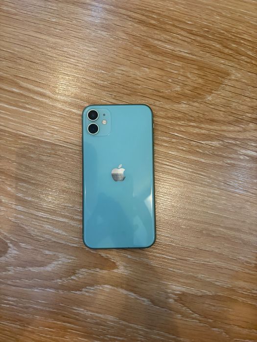 Продаю iPhone 11 (64 ГБ)