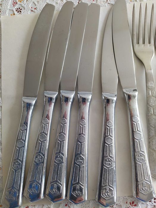 ,Руски ножове и вилици, голяма емайлирана тава