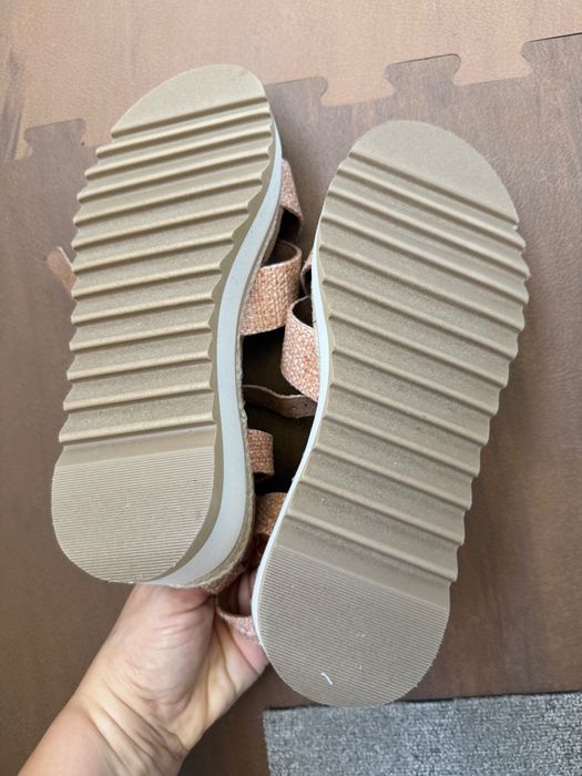 Сандали Toms размер 8/38