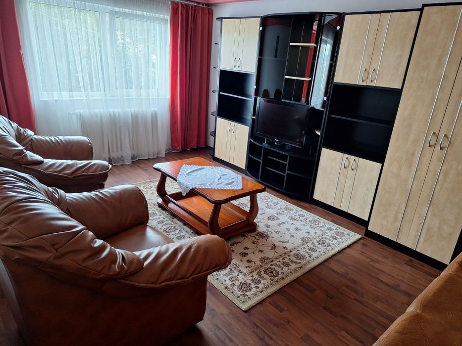 Apartament de închiriat