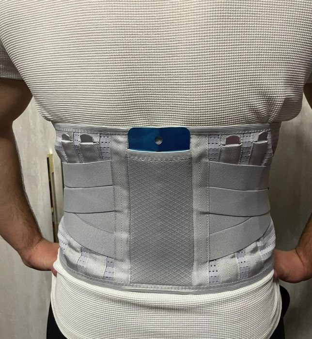 Корсет для спины с металическими пластинами