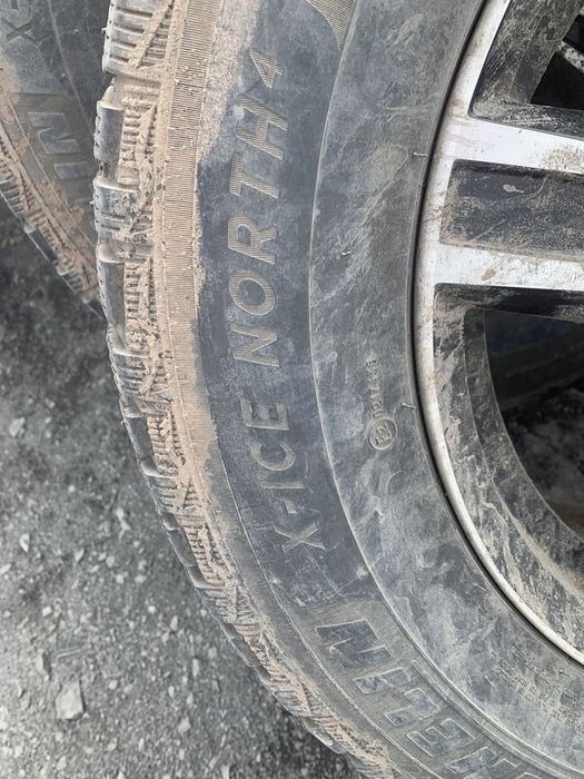 Продам мишлен р16 215/65