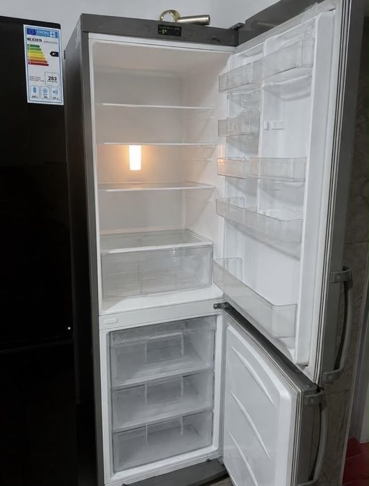 Срочно продам Стиральную машинку