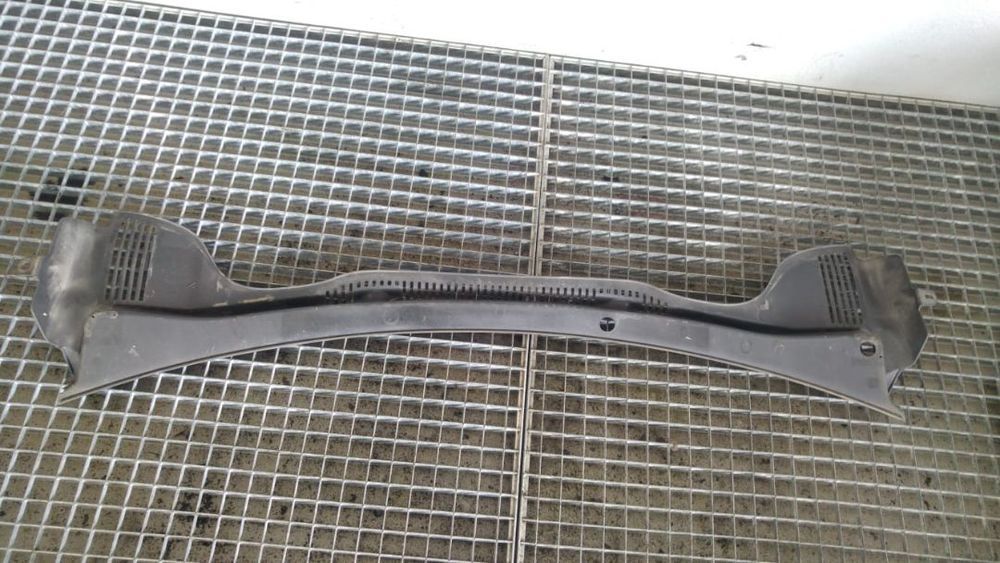 Grila stergatoere parbriz seat ibiza 6j 6j1853185
