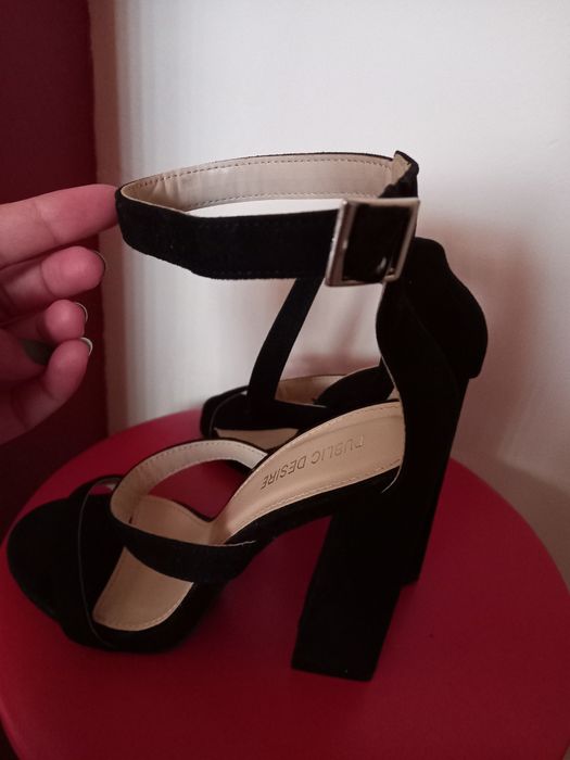 Sandale piele întoarsă 24 cm