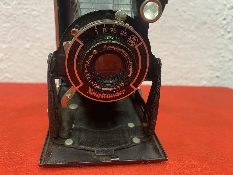 Стар немски фотоапарат с мех