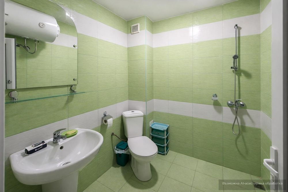 Дава се под наем Тристаен апартамент в Варна, Център - 65 кв.м за 550 € - Снимка #4