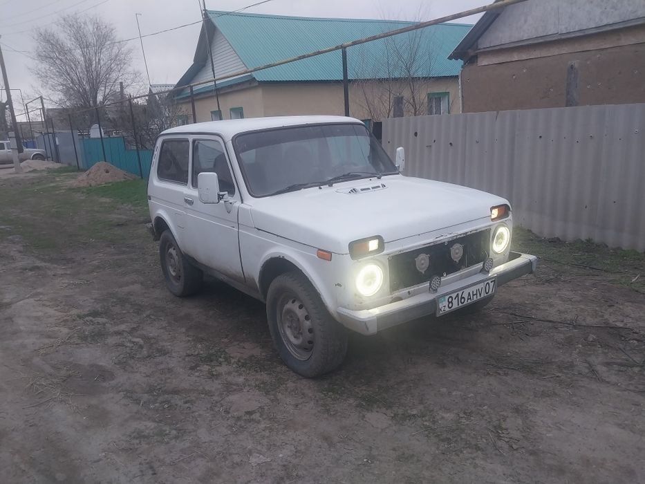 Продам ниву инжектор