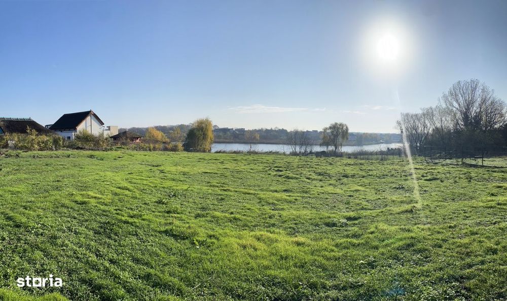 Teren langa lac centru Corbeanca, vedere lac si padure, toate utilitat