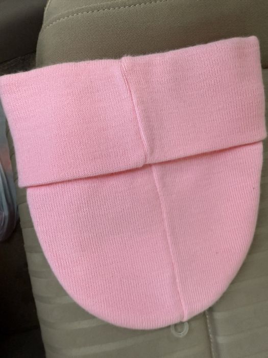 Caciula The North Face roz noua cu eticheta