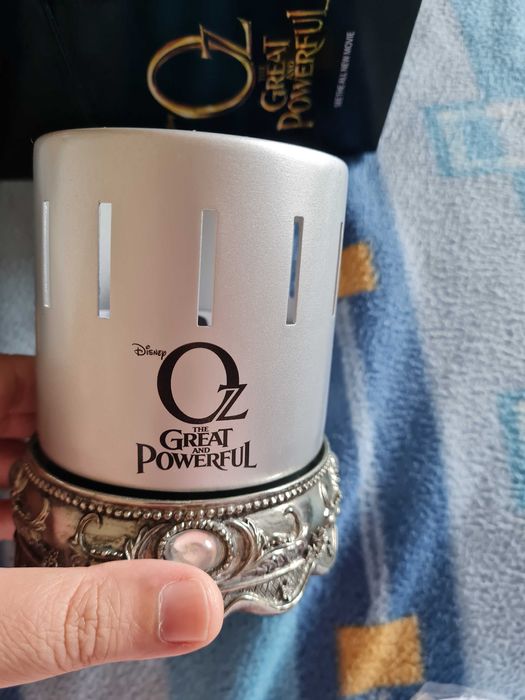 Зоетроп от филма "Оз: Великият и могъщият"