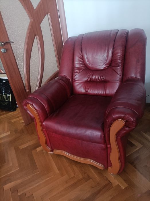 Canapea extensibila cu doua fotolii