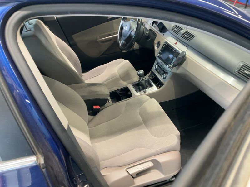 Volkswagen Passat 2.0 TDI Comfortline 2010