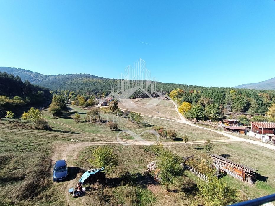 Продава се Къща в Велинград - 460 кв.м за 457 €/кв.м - Снимка #1