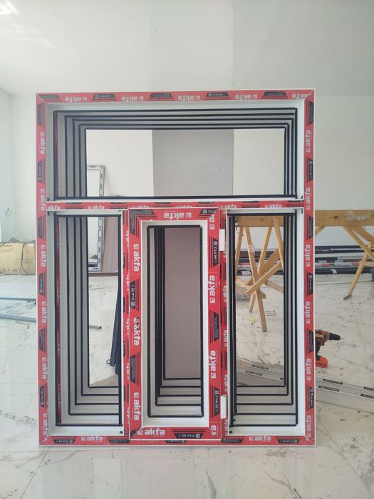 Akfa eshiklar va romlar