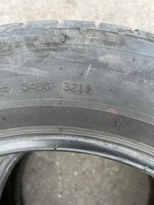 Резина всесезонка  235 55 r17