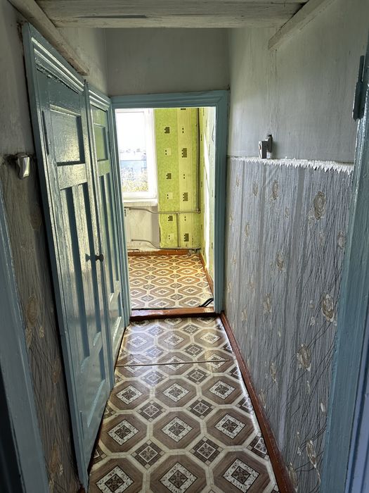 Сдам 4х квартиру без мебели