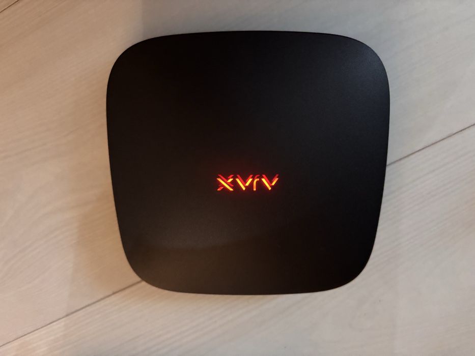 AJAX Hub - Centrala alarma wireless - pret magazin 1000 lei