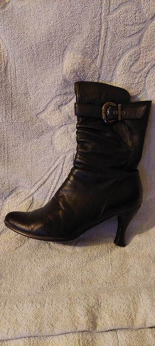 Полусапожки женские.