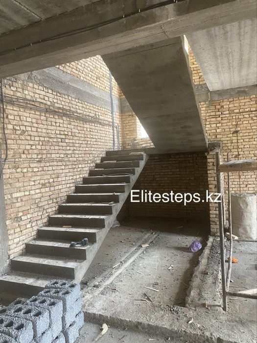 Лестница бетонная