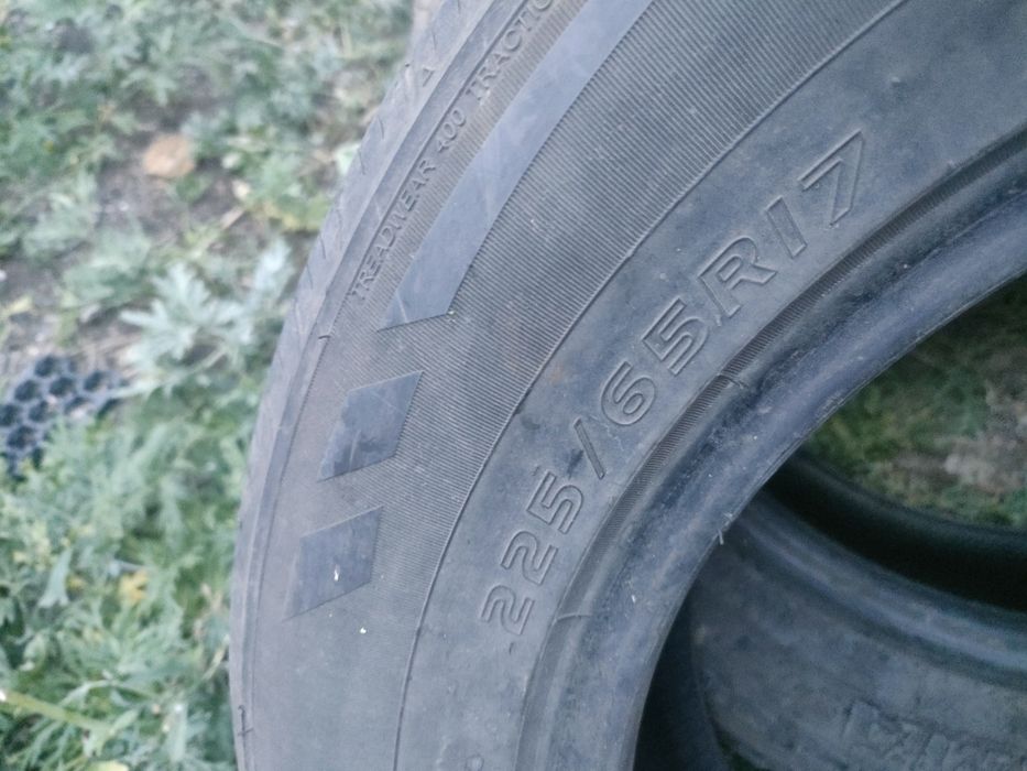 Продам б/у шины, в среднем состояний