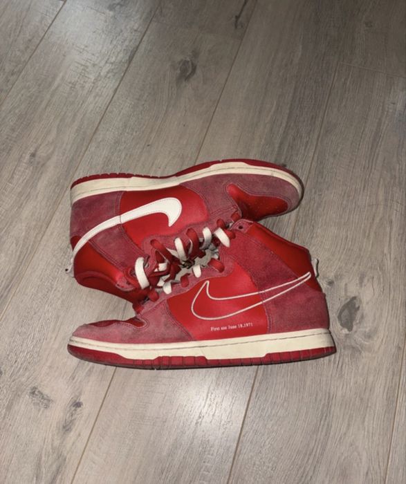 dunk high first use red