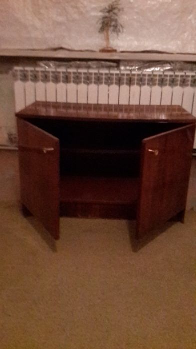 Тумбочка под телевизор