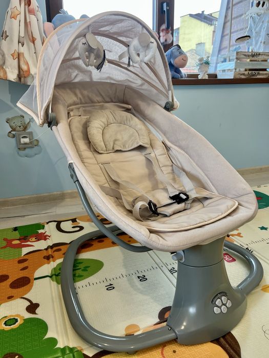 Детска люлка.