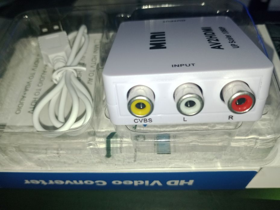 Адаптер переходник с AV на HDMI