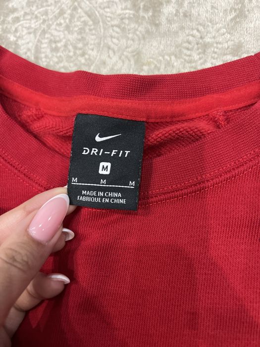 Блузи Nike и Under armour