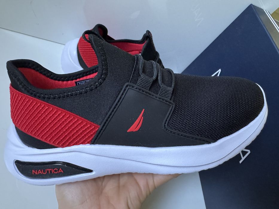 Кроссовки из Америки 35 размер Adidas original