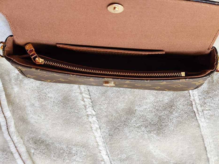 LOUIS VUITTON Дамска чанта Ivy Wallet On Chain Bag Монограм