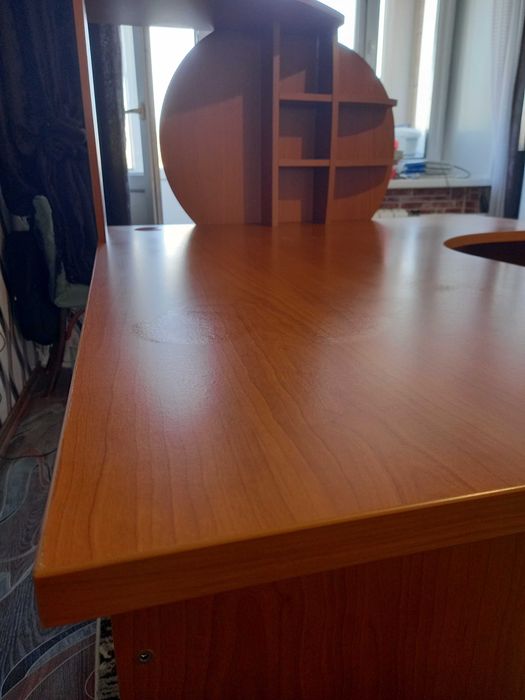 Стол компьютерный