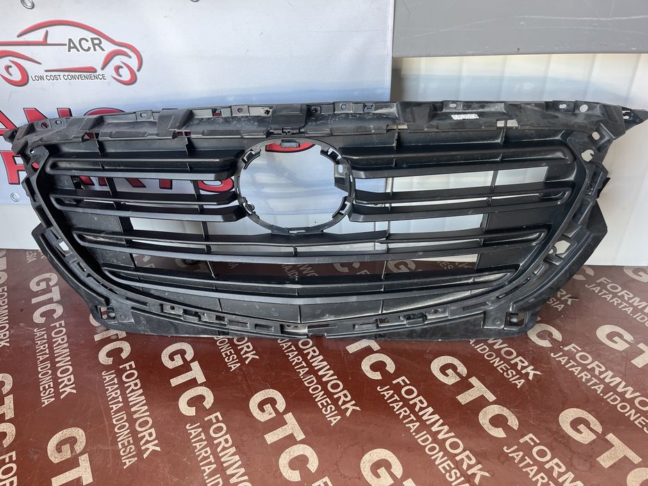 2 броя решетка Mazda CX3