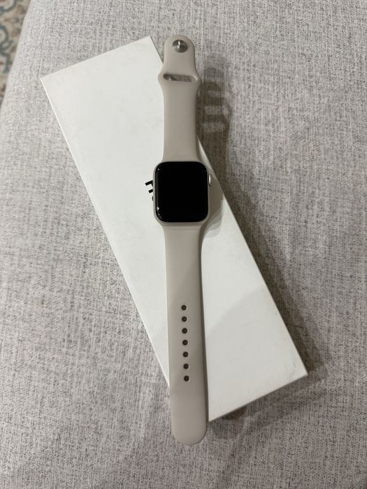 Apple Watch SE 2 Gen (2023) GPS M/L 40 мм