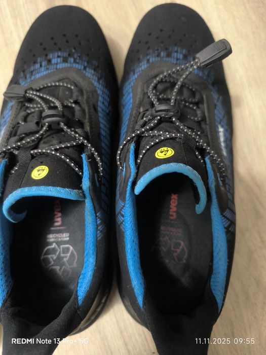 Работни зимни обувки UVEX 44 номер