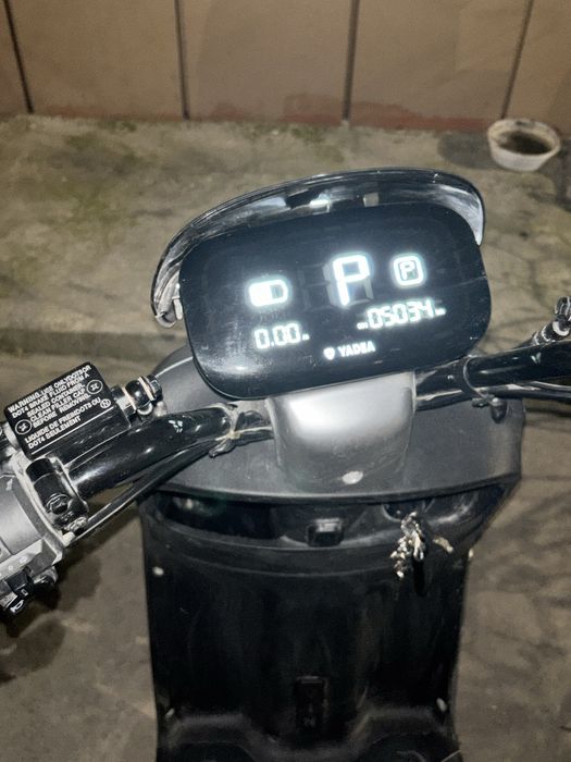 Электроскутер Yadea